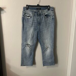 Judy Blue Women's Light Blue Cropped Jeans